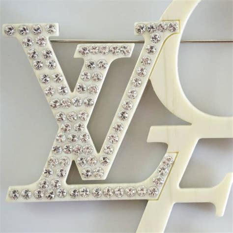 Louis Vuitton Fashion Brooches & Pins for sale 